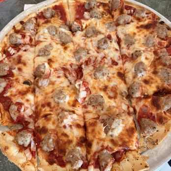 Great River Roadhouse - Sausage pizza - Pizza Near Me - De Soto, Wisconsin Great River Roadhouse - Sausage pizza - Pizza Near Me - De Soto, Wisconsin