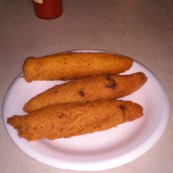 Piñones - MMMMMMMM Best Alcapurrias in the whole world - Local Flavor Near Me - Loíza, Puerto Rico