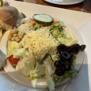 Crispelli's Bakery & Pizzeria - Side Crispelli's salad - Pizza Near Me - Troy, Michigan