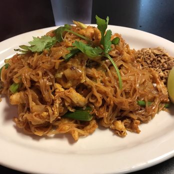 Pho Tommy 1 - Pad thai made me glad guy! - Vietnamese Near Me - San Antonio, Texas