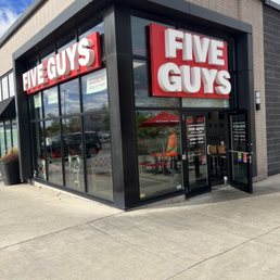 Exterior photo of Five Guys - Guelph, Ontario Exterior photo of Five Guys - Guelph, Ontario