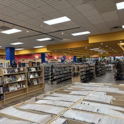 Entertain Mart