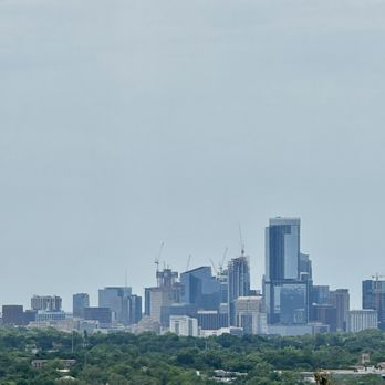Covert Park At Mount Bonnell - View downtown Austin - Hiking Near Me - Austin, Texas