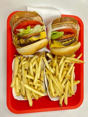 In-N-Out Burger by null