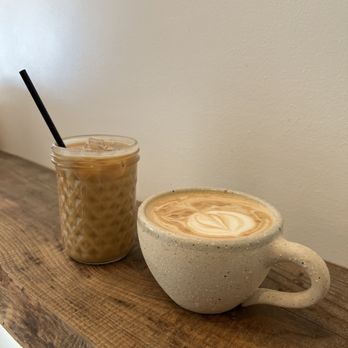 Blue Whale - Vanilla oat milk latte, iced on left & hot on right - Cafes Near Me - La Jolla, California