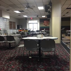 Continental Lanes - Empty! Clean, quiet and cheap!