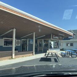Norman McDonald's Country Drive-In - Outside.