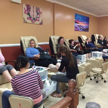 Lyly's Nails - Nail Salons Near Me - Cinnaminson, New Jersey