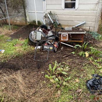 Sparta Junk Removal - Yard debris cleanup - Junk Removal & Hauling Near Me - Greer, South Carolina