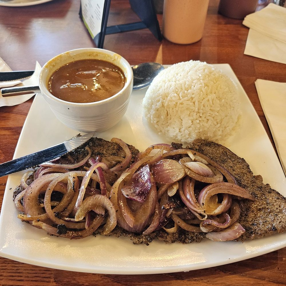 from nyc, and I really enjoyed the good I got here ! Had a steak and onions with white rice and beans