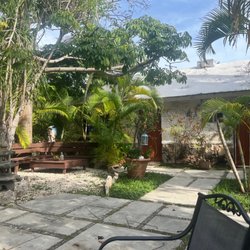 Budha Garden Spa - Courtyard waiting area and entrance to massage therapy rooms.