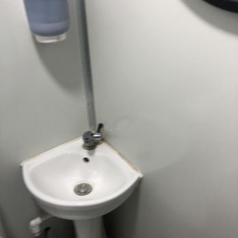 The Hitching Post 2 - Portable toilet's sink and trash overfilling - Steakhouses Near Me - Buellton, California The Hitching Post 2 - Portable toilet's sink and trash overfilling - Steakhouses Near Me - Buellton, California