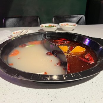 Chong Qing Yao Mei - Combo soup base: Bone Broth & Spicy Beef Oil - Hot Pot Near Me - Pasadena, California Chong Qing Yao Mei - Combo soup base: Bone Broth & Spicy Beef Oil - Hot Pot Near Me - Pasadena, California