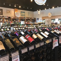 Twin Liquors - Pick your poison