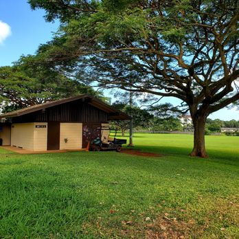 Kaneohe Park - Some folks call it a Comfort Station, or others just say "Restroom".......... - Parks Near Me - Kaneohe, Hawaii Kaneohe Park - Some folks call it a Comfort Station, or others just say "Restroom".......... - Parks Near Me - Kaneohe, Hawaii