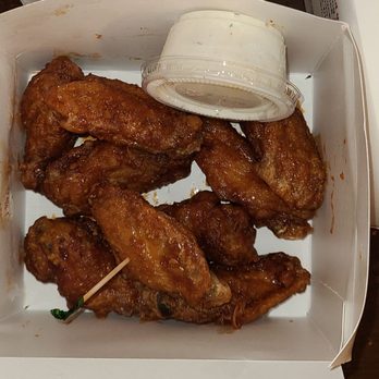 Bonchon Happy Valley - Sad and tiny wings with no meat on the bone. This place is VERY inconsistent. - Korean Near Me - Happy Valley, Oregon