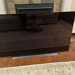 They carefully packed and carried in our 65 inch tv with no scratches!