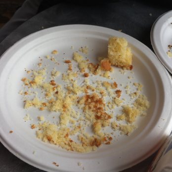 Rolen Bagels - Dry muffin crumbles a ton - Bagels Near Me - Bronx, New York