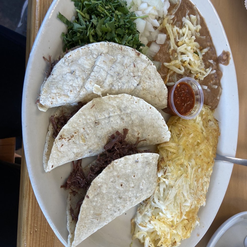 a plate of mexican food