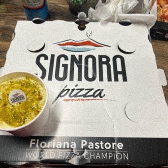 Signora Pizza - I will dream about this pistachio tiramisu - Food Trucks Near Me - Las Vegas, Nevada Signora Pizza - I will dream about this pistachio tiramisu - Food Trucks Near Me - Las Vegas, Nevada