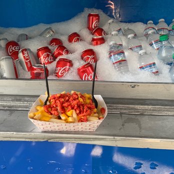Mundos Guisados - Hot Cheetos fries - Mexican Near Me - Burbank, California