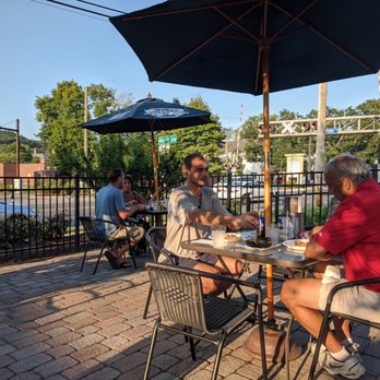 Notch8 - Outside seating - New American Near Me - Bethel, Connecticut