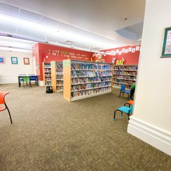 Provo City Library - Lots of choices of children's books!