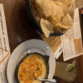El Milagro Azteca - Volcano Queso - Mexican Near Me - St. Louis, Missouri El Milagro Azteca - Volcano Queso - Mexican Near Me - St. Louis, Missouri