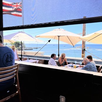 Fleetwood's on Front St - New American Near Me - Lahaina, Hawaii
