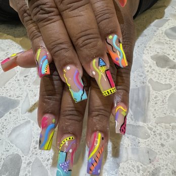 Happy Nails Brows & Lashes Bar - Nail Salons Near Me - Chicago, Illinois