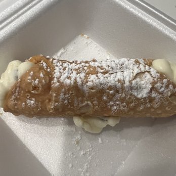 Mama's Restaurant & Bar - Cannoli - Pizza Near Me - Matthews, North Carolina Mama's Restaurant & Bar - Cannoli - Pizza Near Me - Matthews, North Carolina