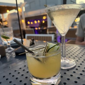 Eter Rooftop & Longue - Drinks - Cocktail Bars Near Me - San Juan, Puerto Rico