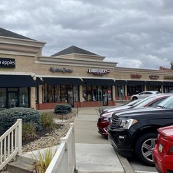 Cranberry Gardens Plaza - Part of shopping center