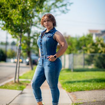 Cel's Photography - Portrait Photography - Session Photography Near Me
