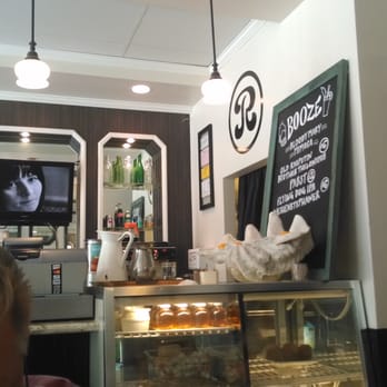 Rialto Cafe - Breakfast & Brunch Near Me - Fullerton, California