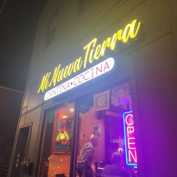Mi Nueva Tierra - Mexican Near Me - Chicago, Illinois