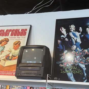 Lo-Fi Vintage - Used, Vintage & Consignment Near Me - Austin, Texas