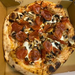Bella Bolla - Extra mushrooms yummy
