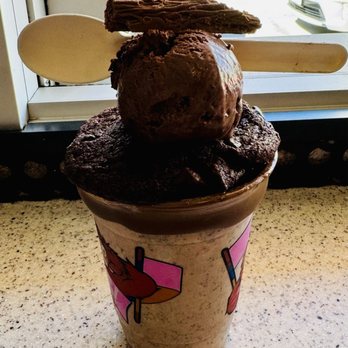Cookie Time - The double fudge chocolate cookie milkshake - Bakeries Near Me - Queenstown, OTA