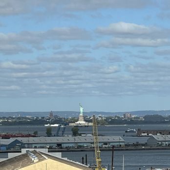 Liberty View Brooklyn Hotel - View of Statue of Liberty - Hotels Near Me - Brooklyn, New York Liberty View Brooklyn Hotel - View of Statue of Liberty - Hotels Near Me - Brooklyn, New York