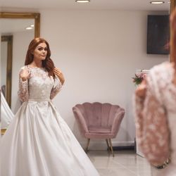Susanne Christyne Bridal