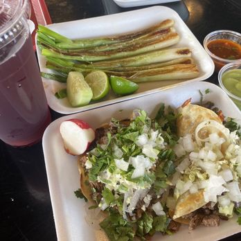 Taqueria Chicali Mexican Grill - Simply seasoned with salt their tacos carne asada tacos are just delicious - Mexican Near Me - Phoenix, Arizona Taqueria Chicali Mexican Grill - Simply seasoned with salt their tacos carne asada tacos are just delicious - Mexican Near Me - Phoenix, Arizona