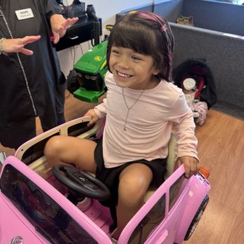 Scissor Kids - Kids Hair Salons Near Me - Glastonbury, Connecticut