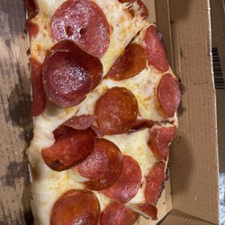 Yera’s Pizza & Pasta - Pepperoni pizza