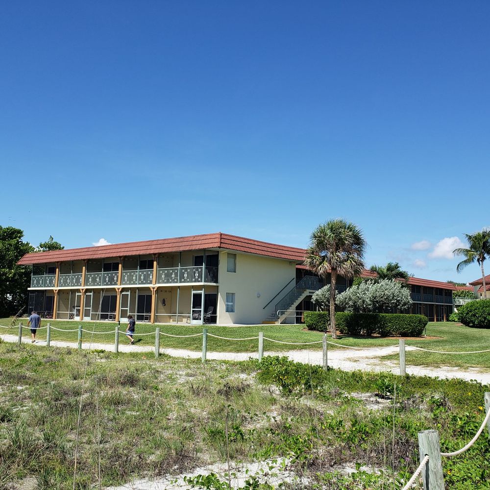 West Wind Inn - Another view of the Inn from the beach. - Hotels Near Me - Sanibel, Florida West Wind Inn - Another view of the Inn from the beach. - Hotels Near Me - Sanibel, Florida