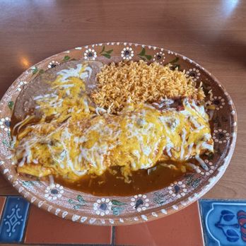 Viva Mexican Restaurant - Beef Burrito with Rice & Beans - Mexican Near Me - DuPont, Washington Viva Mexican Restaurant - Beef Burrito with Rice & Beans - Mexican Near Me - DuPont, Washington