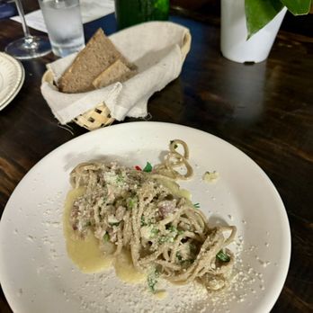 Heavy Metal Sausage - Spaghetti Alla Gricia - Italian Near Me - Philadelphia, Pennsylvania
