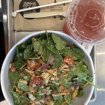honeygrow - CYO Salad and Beverage Bundle - Salad Near Me - Philadelphia, Pennsylvania