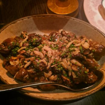 Bavette's Bar & Boeuf - $15.99 Button Mushrooms - Steakhouses Near Me - Chicago, Illinois Bavette's Bar & Boeuf - $15.99 Button Mushrooms - Steakhouses Near Me - Chicago, Illinois