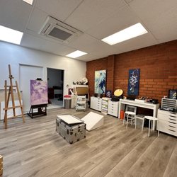 Solas Art Studio - Inside